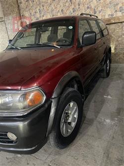 Mitsubishi Montero